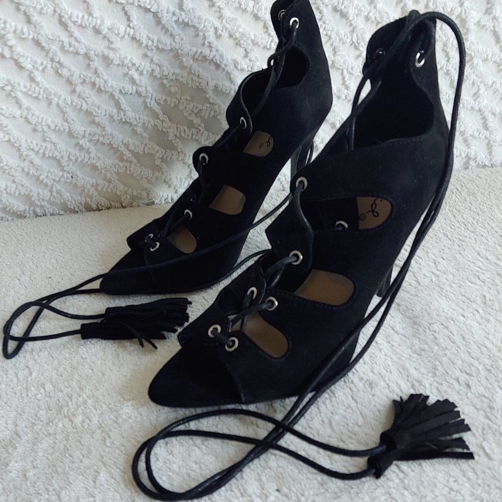 NWT QUPID Lace-Up Faux Suede w/ Tassled Long LegWrap Laces - Picture 2 of 7